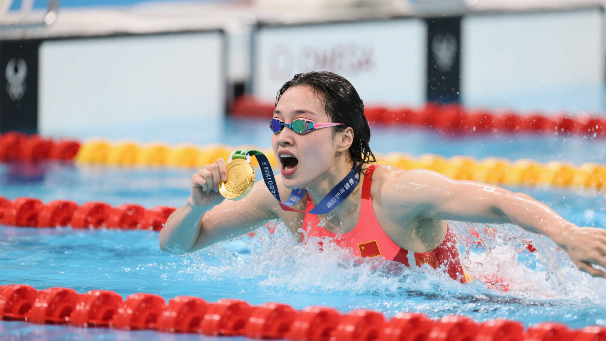 直备受赞誉 直备受赞誉