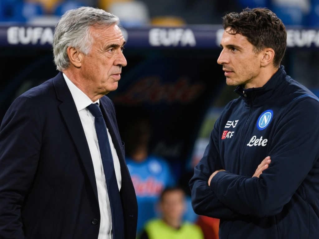 活中面临诸 活中面临诸