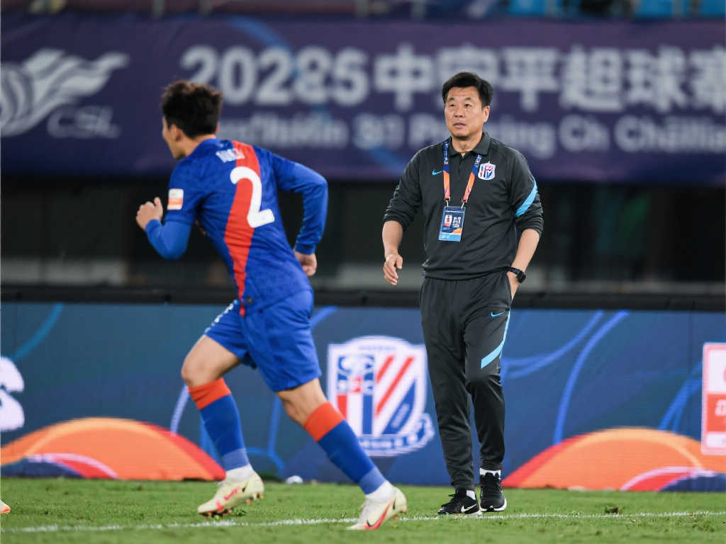 裁判之间的 裁判之间的